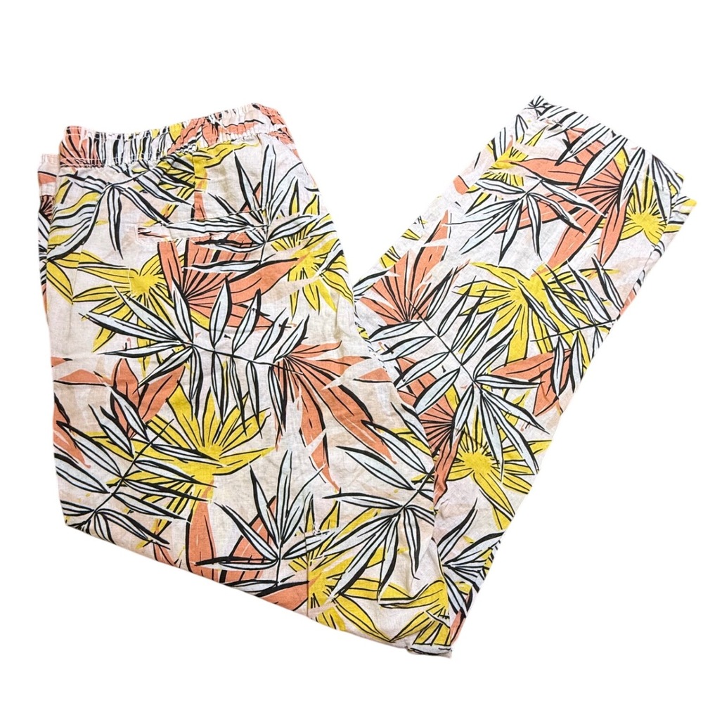 Serra Vibrant Leaf Print Cropped Pants